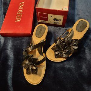 Merona Cork espadrille Sz 7 Black 'leather' flowers